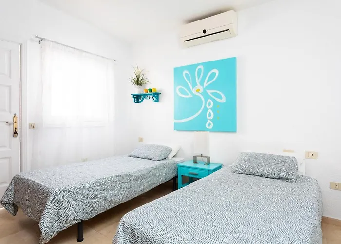 Casa Ajabo With Heateable Pool * Адехе