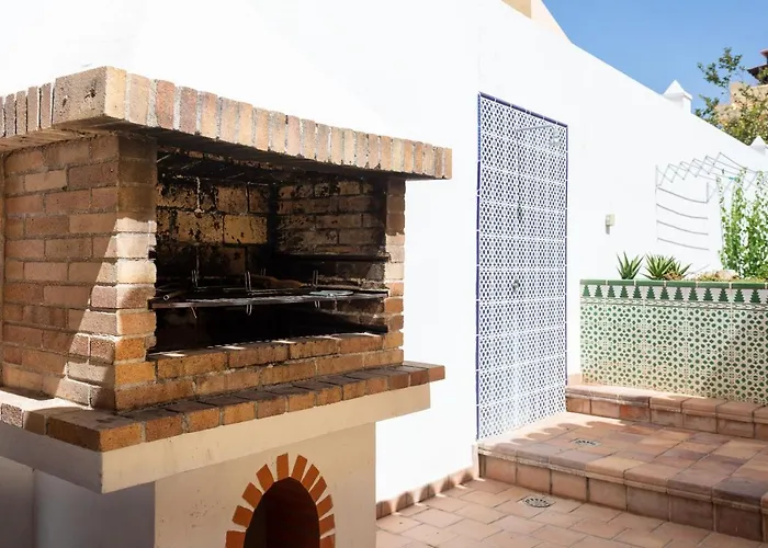 Вилла Casa Ajabo With Heateable Pool *