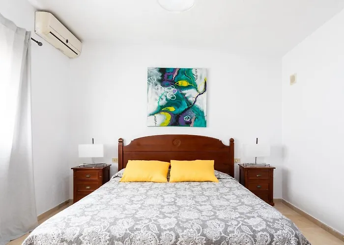 Casa Ajabo With Heateable Pool Вилла Адехе