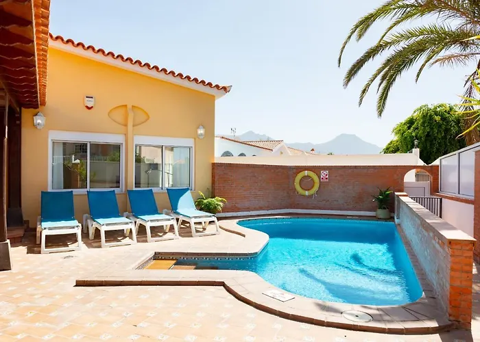 Casa Ajabo With Heateable Pool Адехе