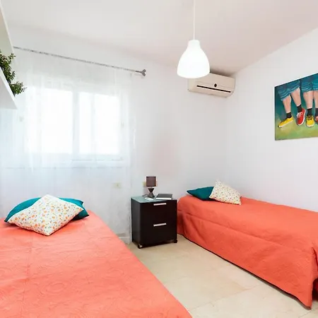 Casa Ajabo With Heateable Pool